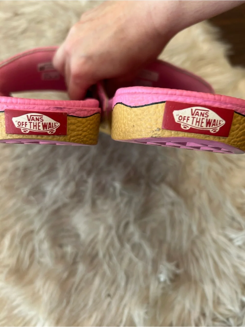 VANS x SIMPSONS Limited Edition ‘D'ohnut’ Slides Pink *RARE*